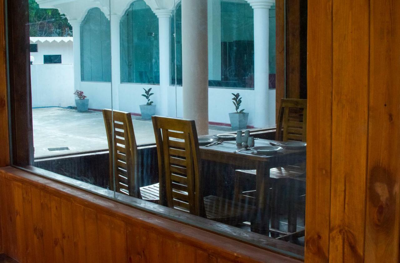 Mrd Beach Hotel ตรินโคมาลี ภายนอก รูปภาพ